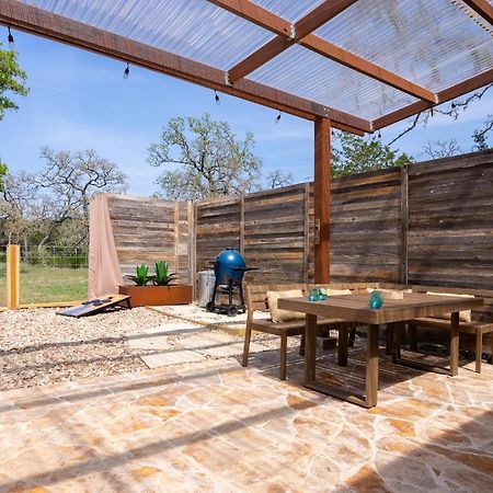 Villa Romantic Tiny Luxury Retreat W Heated Pool, Sauna N Outdoor Shower In Wimberley 10 Acres Extérieur photo